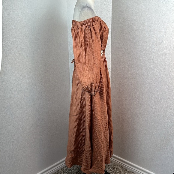 REVOLVE ASTR Cassian Off the Shoulder Long Sleeve Midi Dress Size Small NWT - Picture 11 of 14